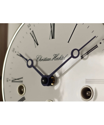 Pendulum wall clock